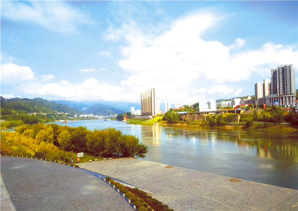 �h���L��