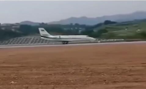 ��������(qi��ng)�C(j��)��(ch��ng)�״�У�w�ɹ�